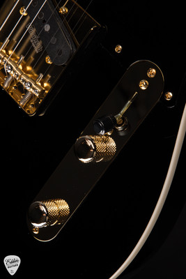 Suhr Mateus Asato Signature Classic T Electric Guitar in Black