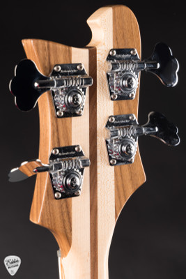 Rickenbacker 4005V Maple Glo bass guitar