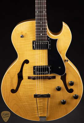 Heritage H-575 – Antique Natural Electric Guitar