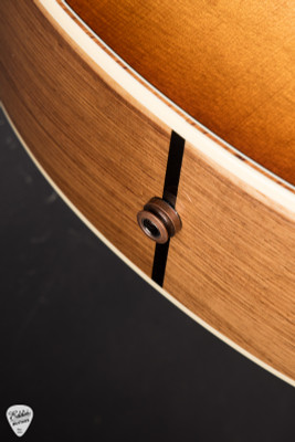 Taylor Gold Label 814e Sunburst – Torrefied Spruce & Honduran Rosewood Acoustic Guitar