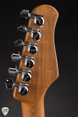 Suhr Classic S Antique Roasted Electric Guitar in Shell Pink