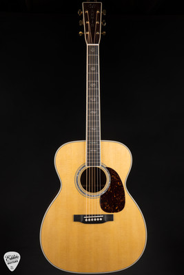 Martin J-40 / New For 2025 Acoustic Guitar