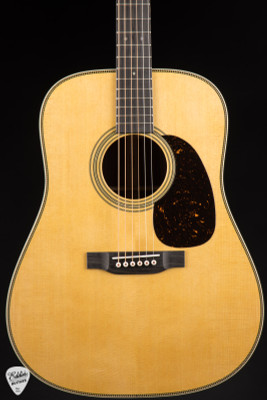 Martin HD-28 / New For 2025 Acoustic Guitar