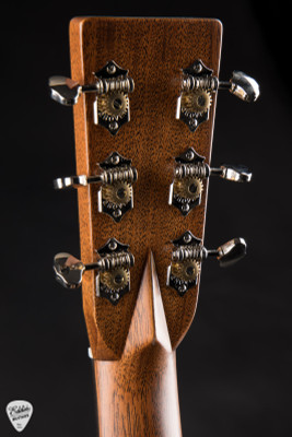 Martin HD-28 / New For 2025 Acoustic Guitar