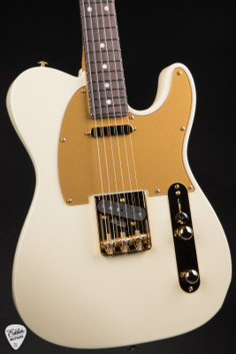 Suhr Mateus Asato Signature Classic T Electric Guitar in MA White
