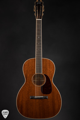 Collings 0001 Mh Acoustic Guitar in Honduran Mahogany