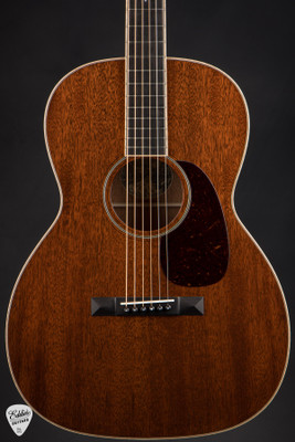 Collings 0001 Mh Acoustic Guitar in Honduran Mahogany