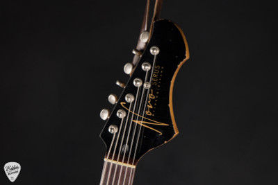 Novo Serus J Baritone Electric Guitar in Cadillac Green