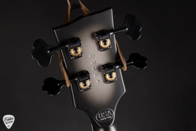 Dunable Yeti Bass Guitar in Silverburst