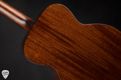 Bourgeois Touchstone Country Boy OM – Sitka Spruce & Mahogany Acoustic Guitar