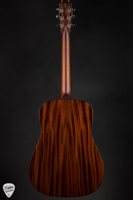 Bourgeois Touchstone Country Boy Dreadnought – Sitka Spruce & Mahogany Acoustic Guitar