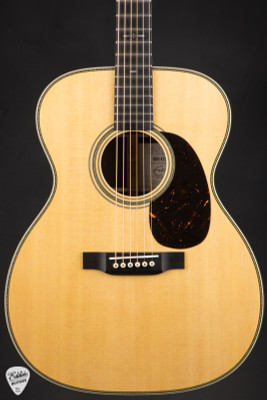 Martin 000-EC 30th Anniversary Eric Clapton – Spruce & Indian Rosewood Acoustic Guitar #321