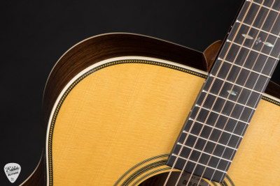 Martin 000-EC 30th Anniversary Eric Clapton – Spruce & Indian Rosewood Acoustic Guitar #367