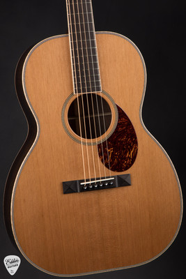 Huss & Dalton 000-SP – Western Red Cedar & Figured Claro Walnut Acoustic Guitar