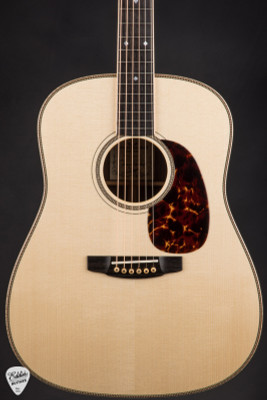 Goodall Traditional Dreadnought – Adirondack Spruce & Cocobolo Acoustic Guitar