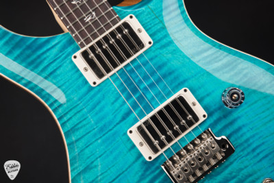 Paul Reed Smith CE 22 Limited Edition Electric Guitar in Carroll Blue