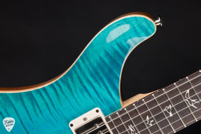 Paul Reed Smith CE 22 Limited Edition Electric Guitar in Carroll Blue