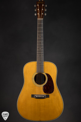 2020 – Martin D-28 Authentic 1937 Aged Acoustic Guitar with VTS Adirondack Spruce & Madagascar Rosewood