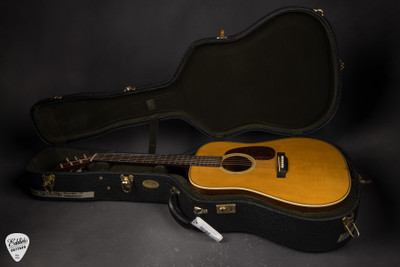 2020 – Martin D-28 Authentic 1937 Aged Acoustic Guitar with VTS Adirondack Spruce & Madagascar Rosewood