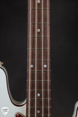 Fender Custom Shop Limited Edition 1960’s Jazz Bass Deluxe Closet Classic Faded Aged Sonic Blue Bass Guitar