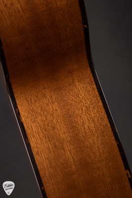 Gallagher Bluegrass Bell Grand Auditorium Torrefied Adirondack Spruce and Mahogany Acoustic Guitar