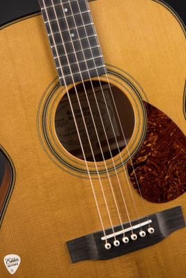 Gallagher Bluegrass Bell Grand Auditorium Torrefied Adirondack Spruce and Mahogany Acoustic Guitar