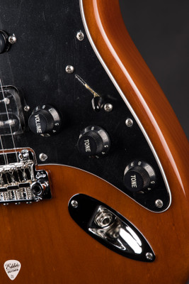 Suhr Classic S Roasted electric guitar in Vintage Natural