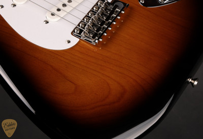 2024 - Fender 70th Anniversary American Vintage II 1954 Stratocaster - 2-Color Sunburst