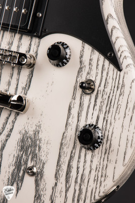 Tom Anderson Wolfhound Mutt Electric Guitar in White with Black Dog Hair