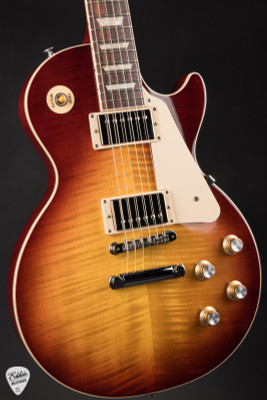 Gibson Les Paul Standard ’60s Figured Top Electric Guitar in Bourbon Burst