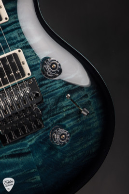 Paul Reed Smith Custom 24 Floyd Electric Guitar in Cobalt Smokeburst
