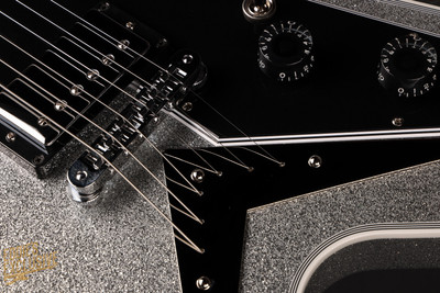Gibson Custom Shop Made 2 Measure Flying V Custom Gloss Electric Guitar in Silver Sparkle 7.1 #CS400958