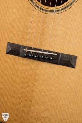 2022 – Collings 001A – Baked Adirondack Spruce & Sinker Honduran Mahogany Acoustic Guitar