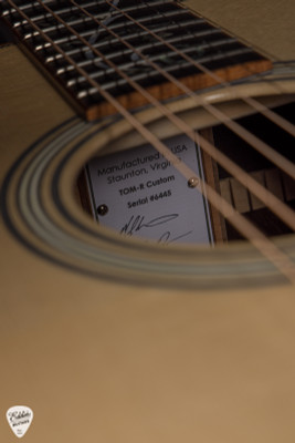 Huss & Dalton Traditional OM Custom – Bearclaw Italian Spruce & Madagascar Rosewood Acoustic Guitar