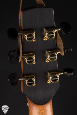 McNally OM31 Acoustic Guitar with Western Red Cedar & Indian Rosewood