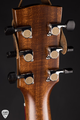 Goodall Grand Concert Cutaway Acoustic guitar with Bearclaw Sitka Spruce and Cocobolo