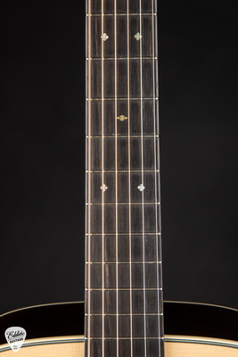 Collings OM2A Hill Country – Adirondack Spruce & Brazilian Rosewood Acoustic Guitar