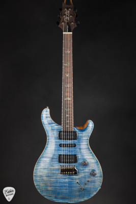 Paul Reed Smith Eddie’s Guitars Wood Library Modern Eagle V Brazilian Electric Guitar in Faded Blue Jean Satin