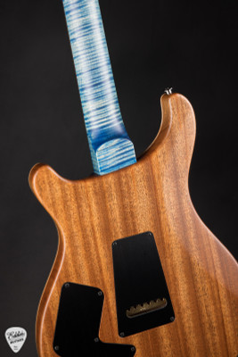 Paul Reed Smith Eddie’s Guitars Wood Library Modern Eagle V Brazilian Electric Guitar in Faded Blue Jean Satin