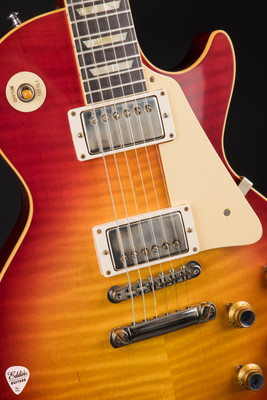 Gibson Custom Shop PSL 1960 Les Paul Standard Reissue V3 VOS Electric Guitar in Heritage Cherry Sunburst