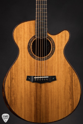 2012 – Laurie Williams 20th Year Commemorative Tui Signature – Paraoanui Sinker & Brazilian Rosewood Acoustic Guitar