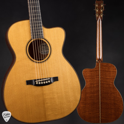 2019 – Bourgeois OMC DB Signature – Aged Tone Adirondack Spruce & Honduran Fiddleback Mahogany Acoustic Guitar