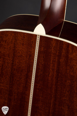 Santa Cruz HT/13 Happy Traum Reclaimed Redwood & Honduran Mahogany Acoustic Guitar