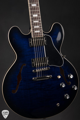 Gibson ES 335 Figured custom color electric guitar in deep ocean burst