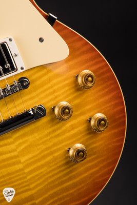 Gibson Custom Shop 1959 Les Paul Standard Reissue Electric Guitar in Iced Tea Burst