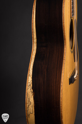 2017 – Bourgeois Small Jumbo Style 42 – Aged Tone Adirondack Spruce & Brazilian Rosewood Acoustic Guitar