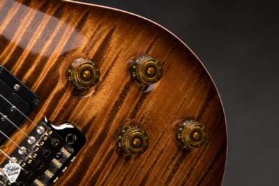 Paul Reed Smith Eddie’s Guitars Wood Library Mark Tremonti Brazilian/Flame Maple Neck Electric Guitar in Copperhead Burst