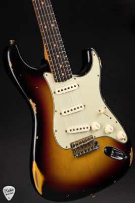 Fender Custom Shop Limited Edition 1963 Stratocaster Relic Electric Guitar in 3-Color Sunburst