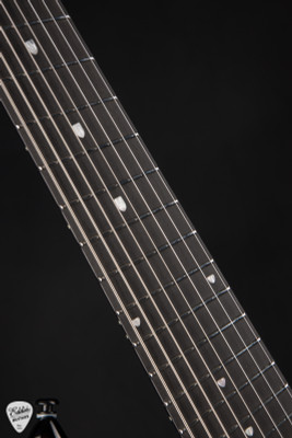 Ernie Ball Music Man Majesty 8 Gold Eclipse