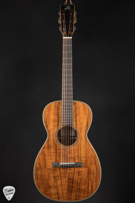 Froggy Bottom P12 Deluxe Acoustic Guitar in Koa